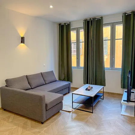 Apartamento T1 Luxe Hyper Centre 100 M Du Port Clim Wifi Fibre