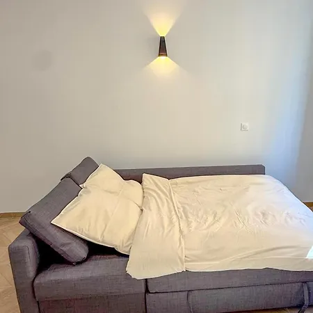 T1 Luxe Hyper Centre 100 M Du Port Clim Wifi Fibre Appartement Toulon